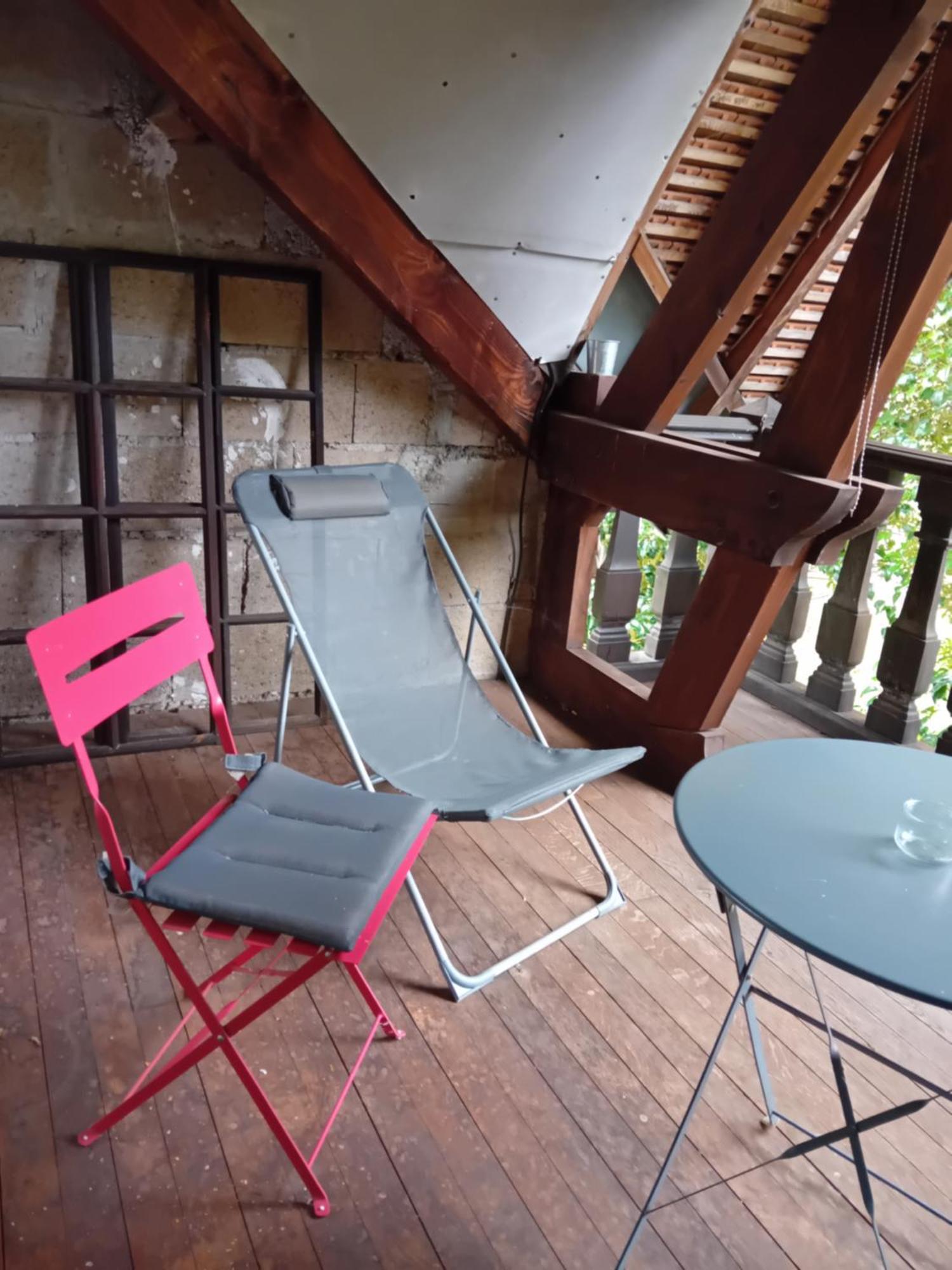Chambre De La Vigne Blesmes 객실 사진